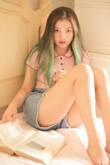 年轻的妈妈-1
