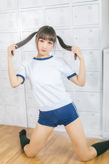 颜仟汶三点尽露电影